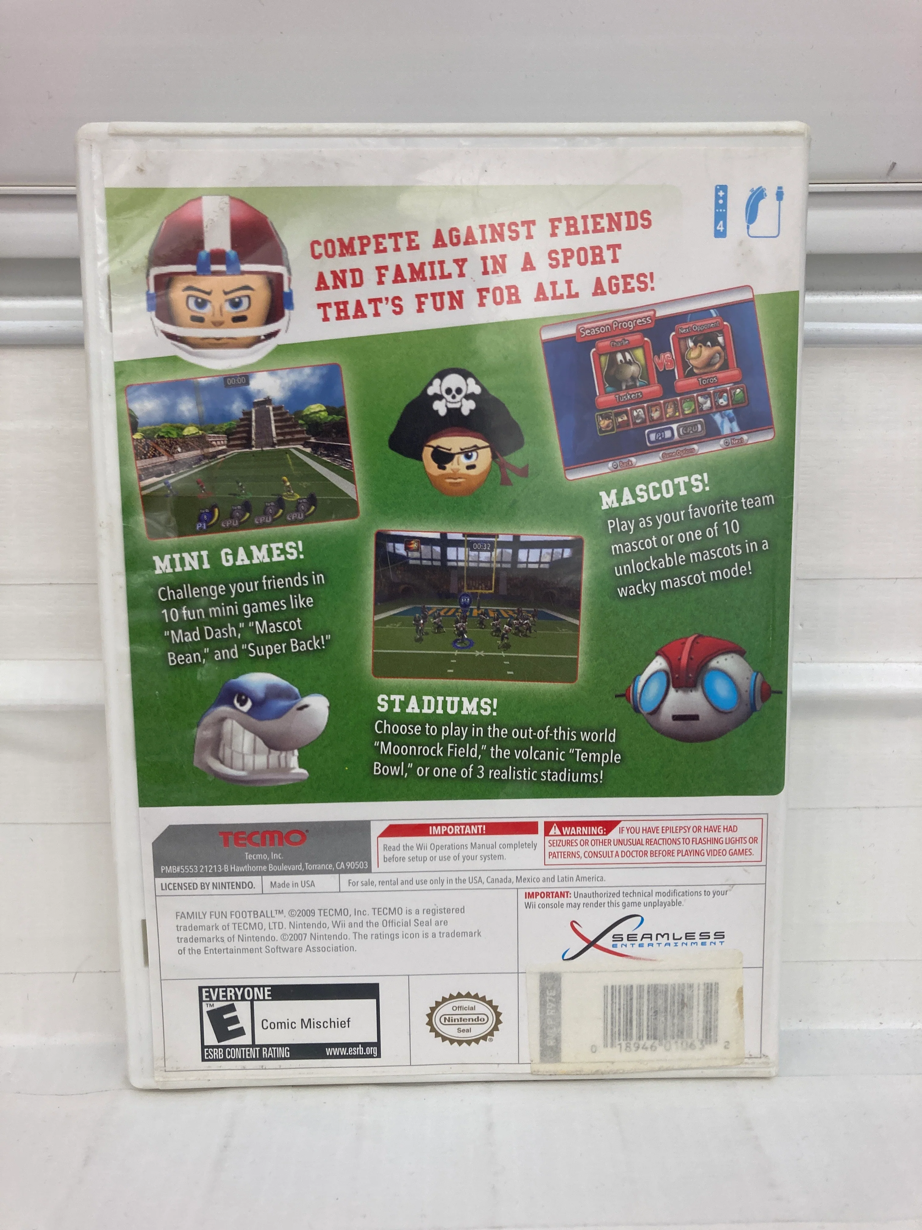 Family Fun Football - Wii - Image 2