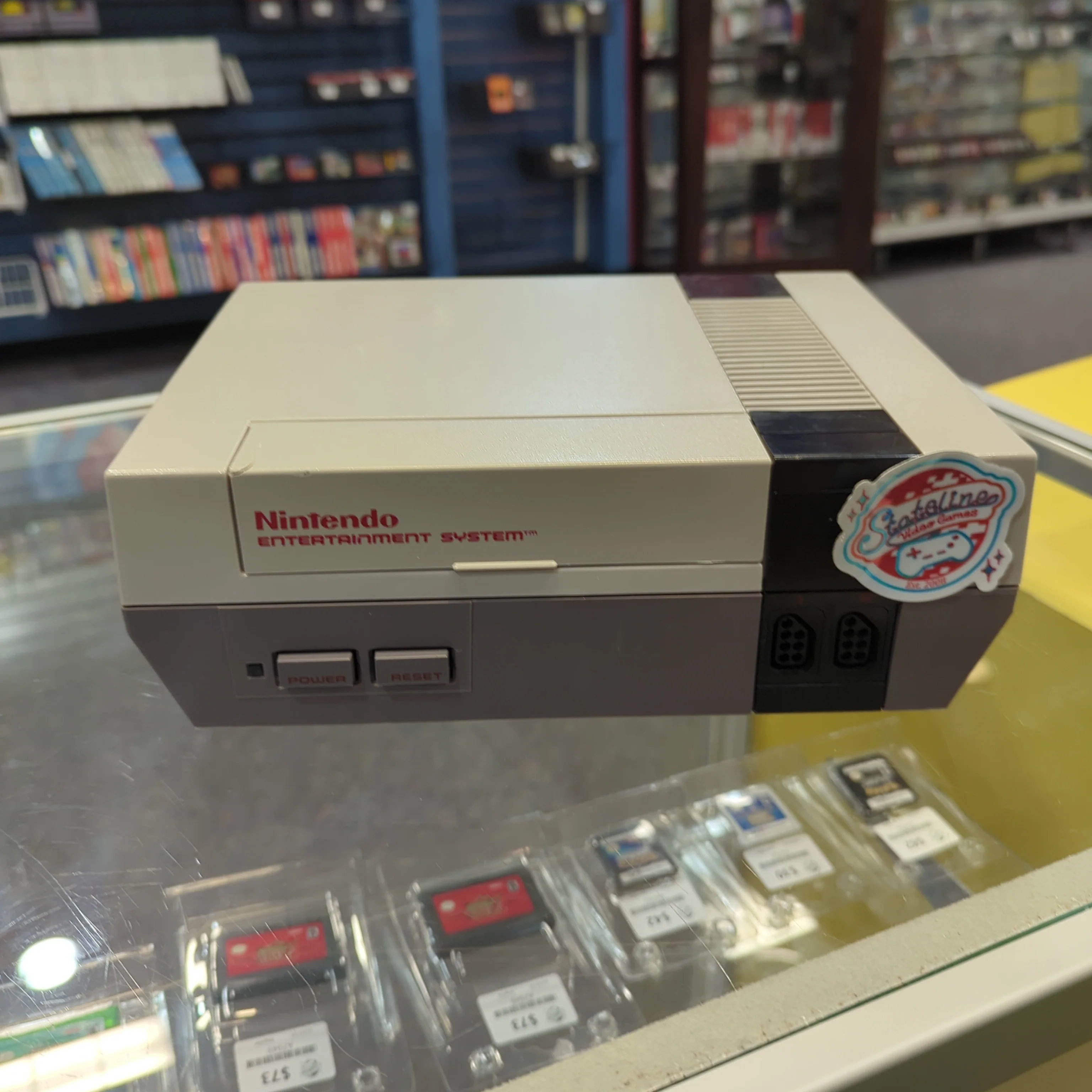 NES Console - NES - Image 2