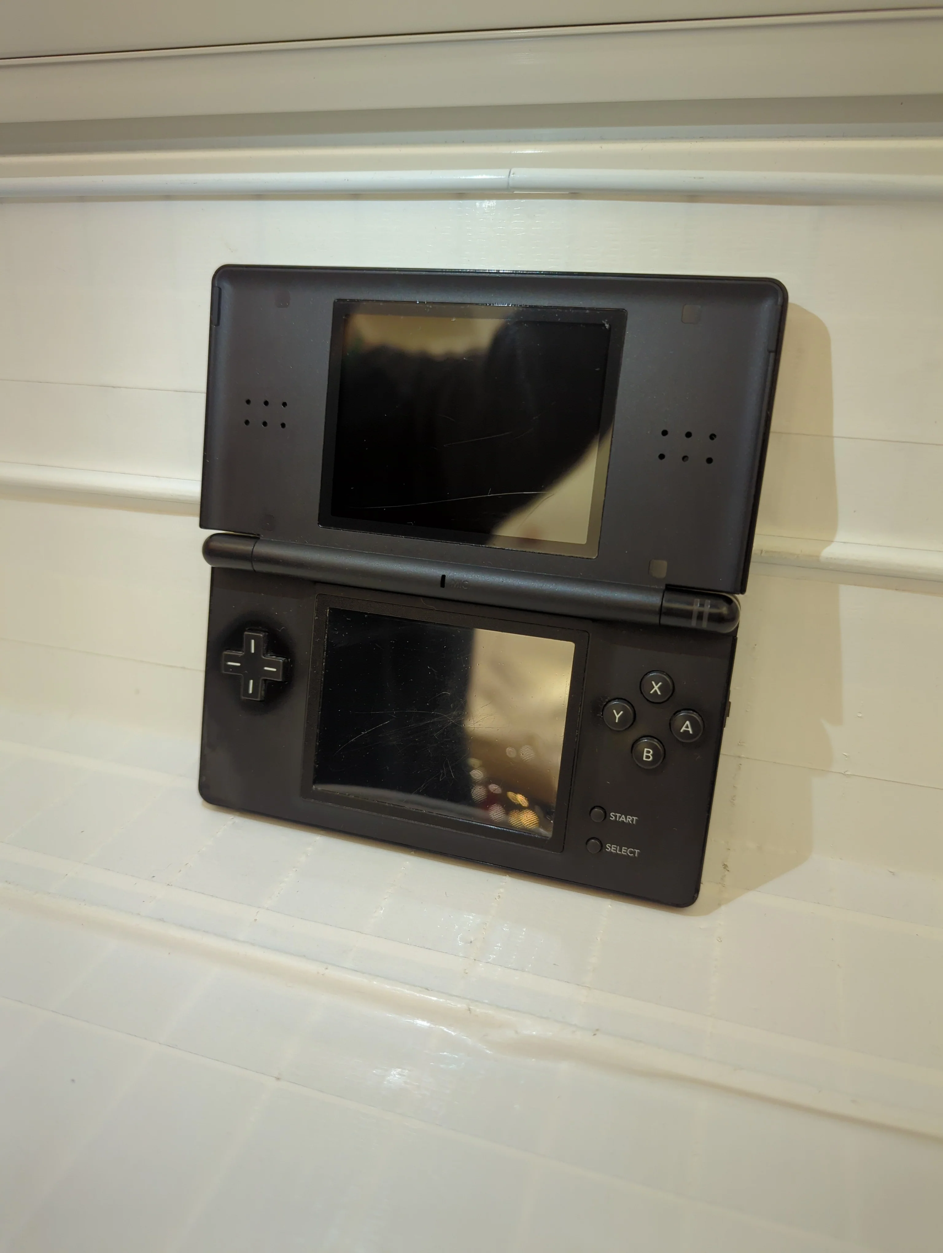 Nintendo DS Lite Console - Nintendo DS - Image 17
