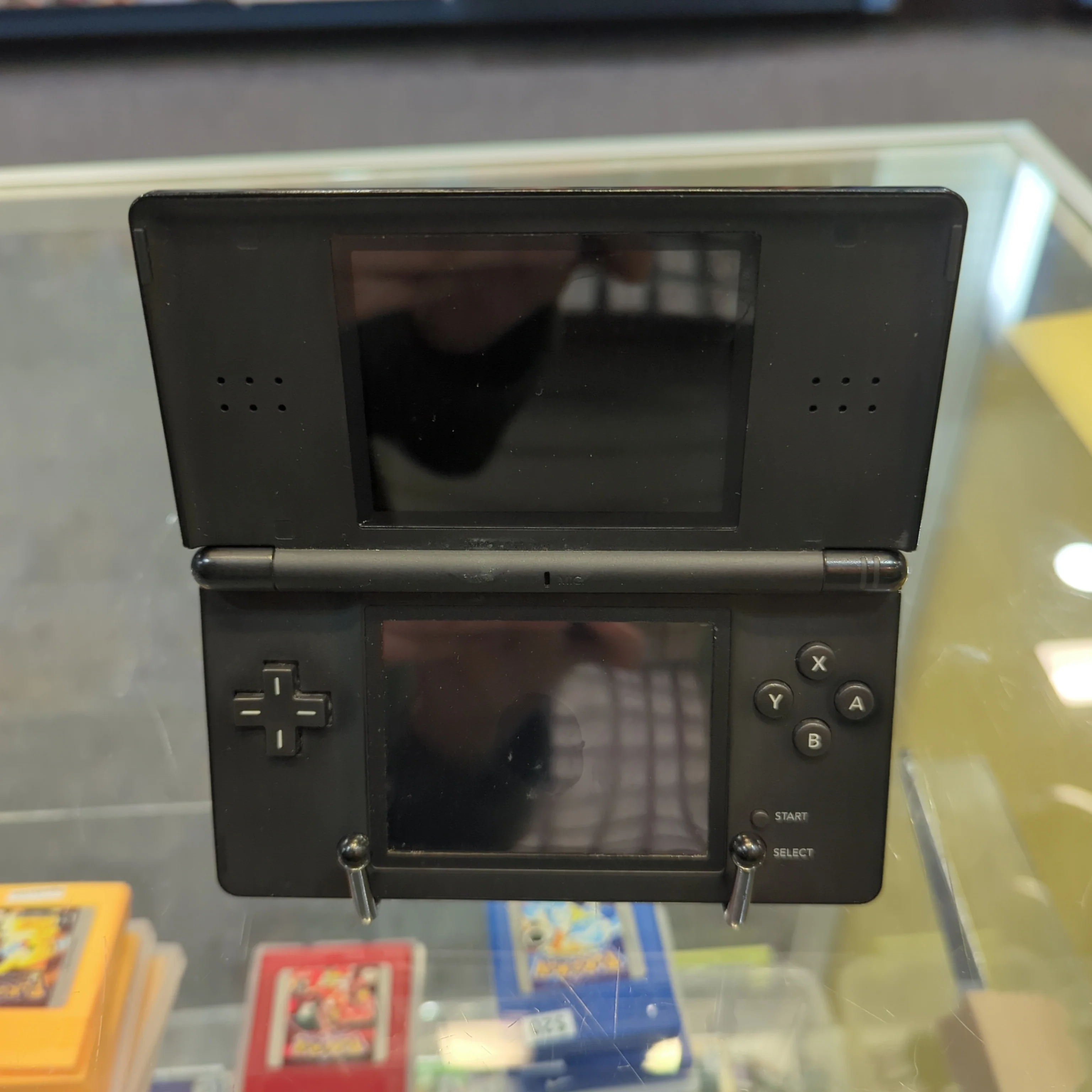 Nintendo DS Lite Console - Nintendo DS - Image 4