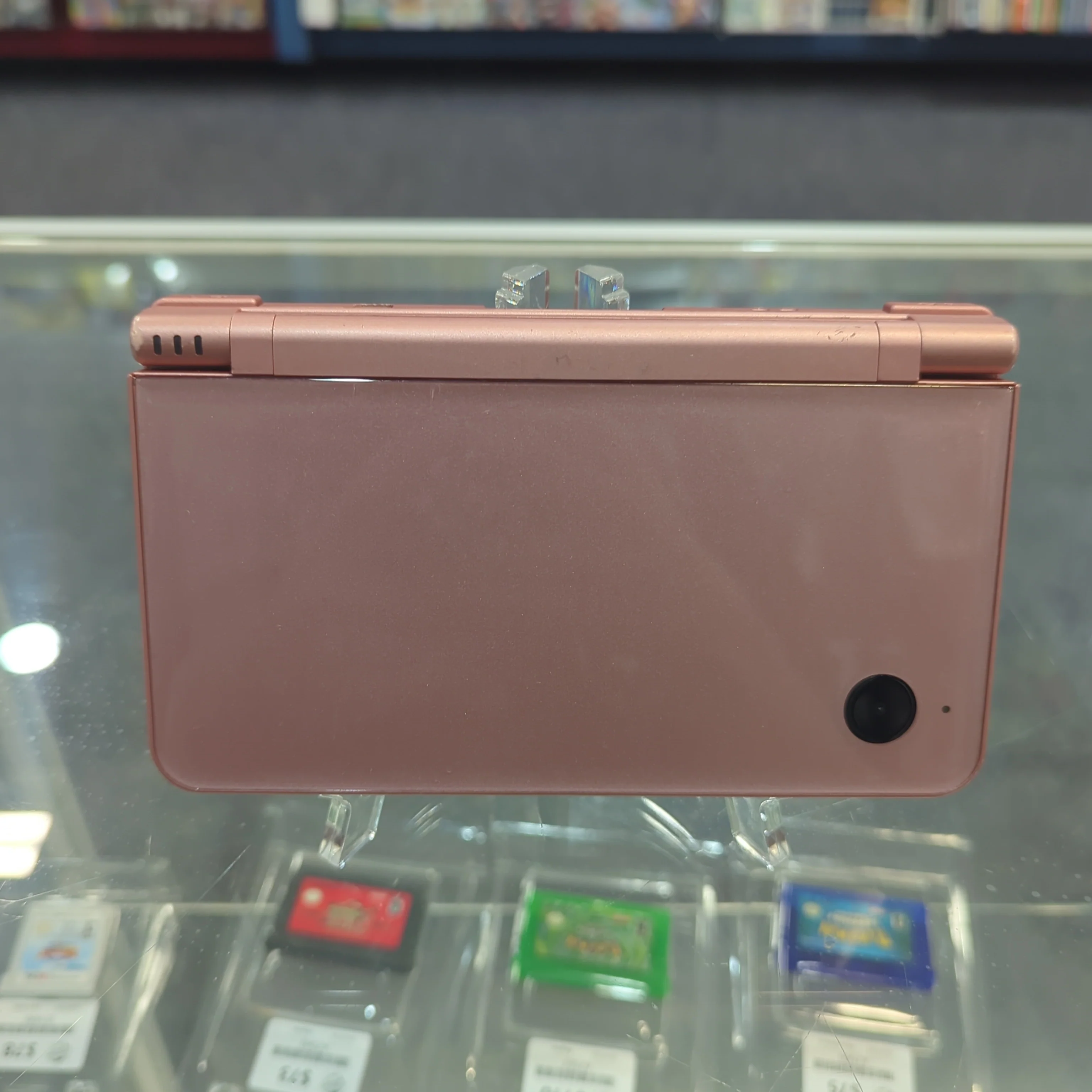 Nintendo DSi XL Console - Nintendo DS
