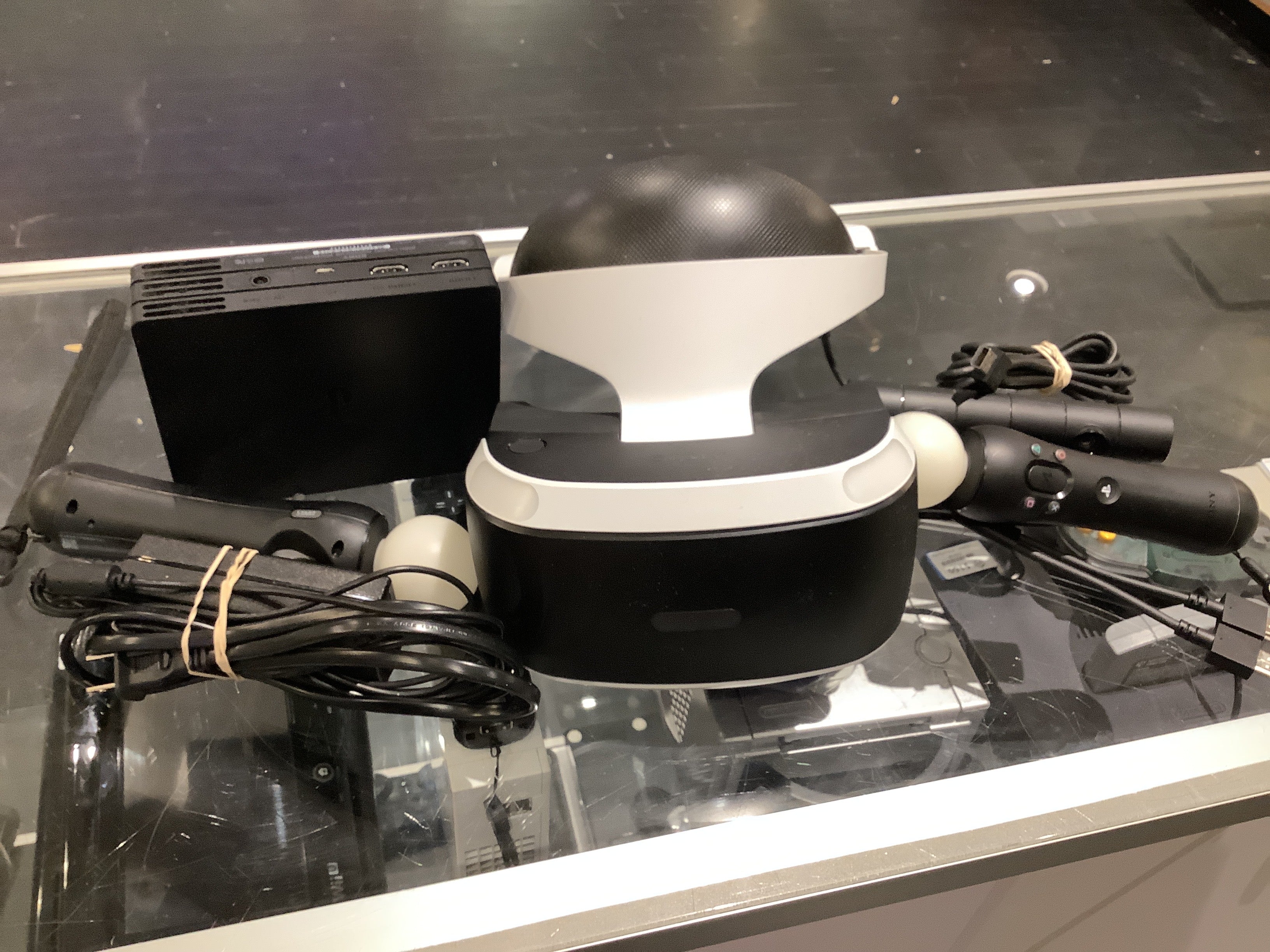 Playstation VR Bundle [W/ Demo Disc 2.0 + PS Camera] - Playstation 4