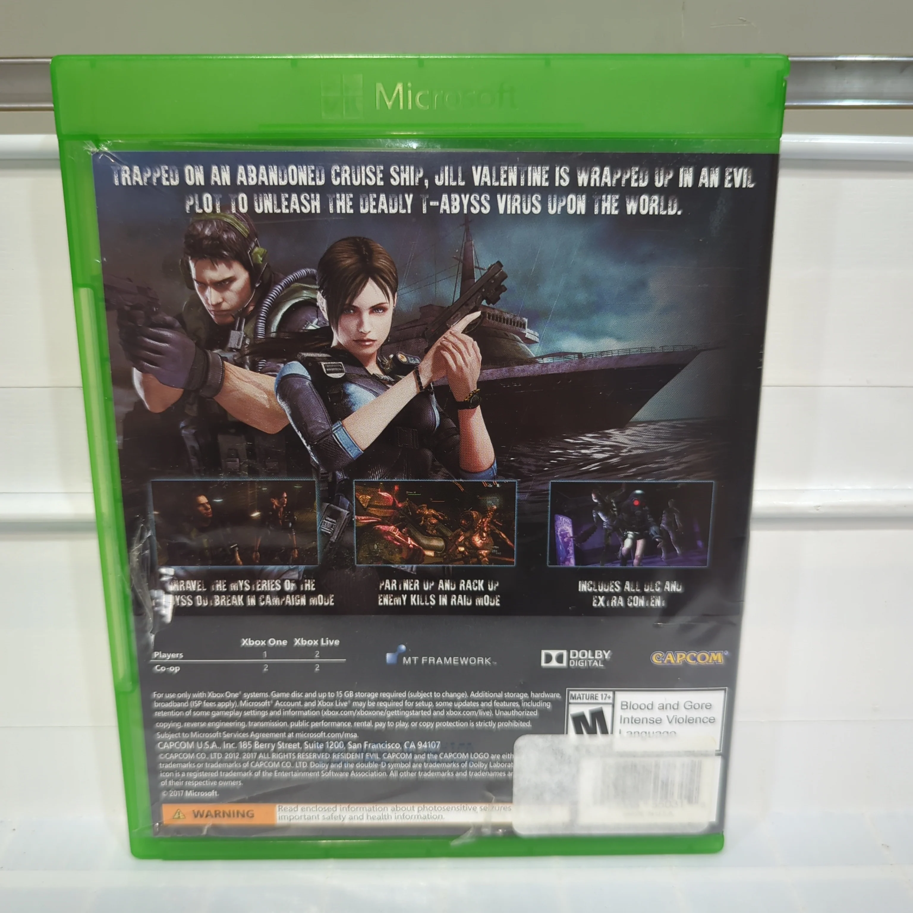 Resident Evil Revelations - Xbox One - Image 2
