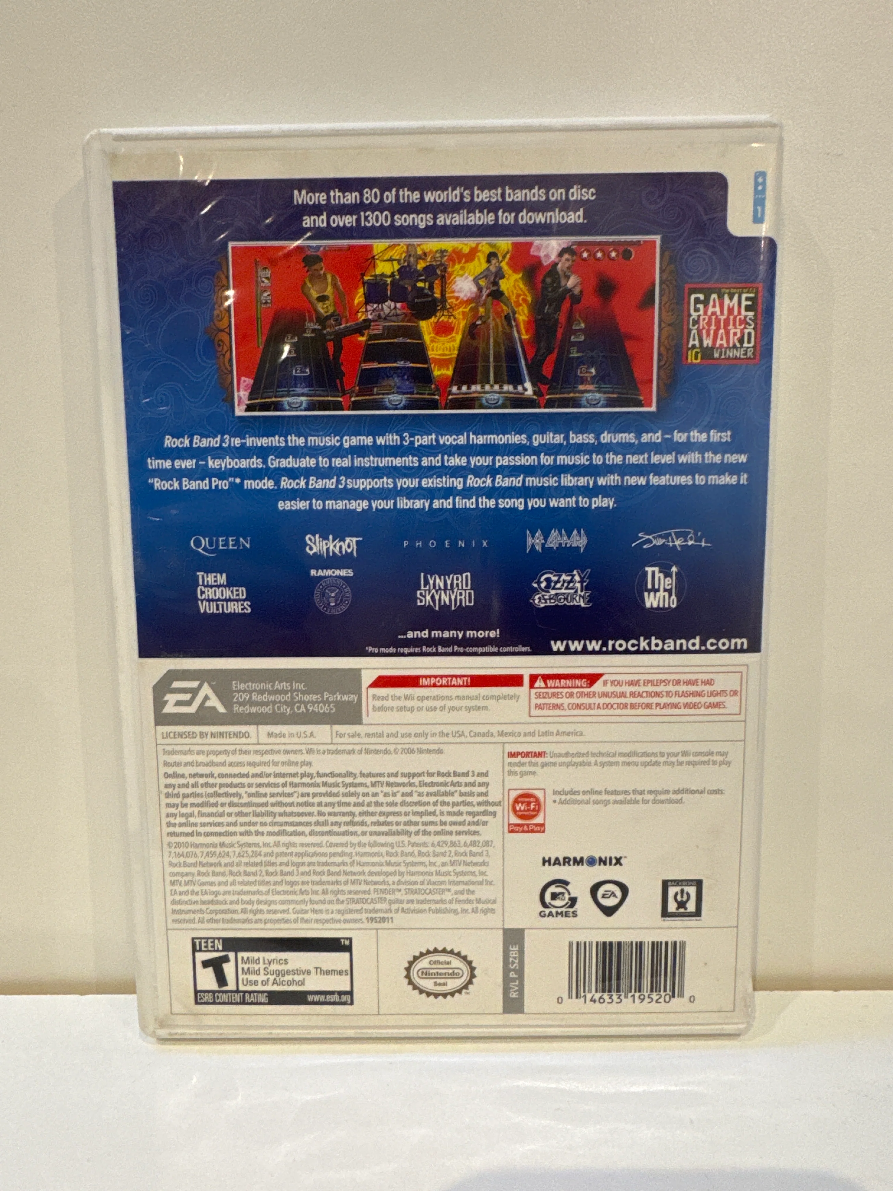 Rock Band 3 - Wii - Image 2
