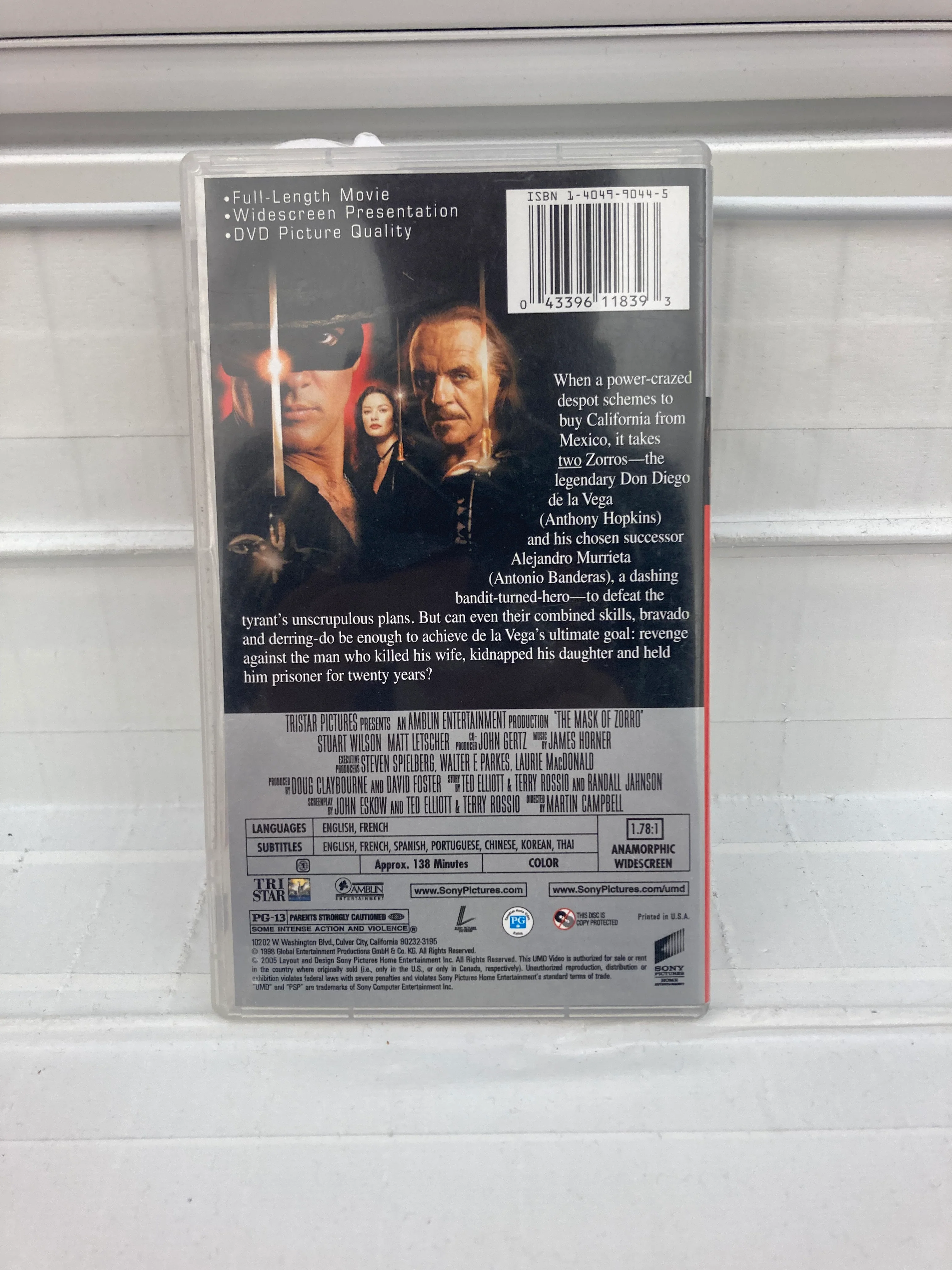 The Mask of Zorro [UMD] - PSP - Image 2